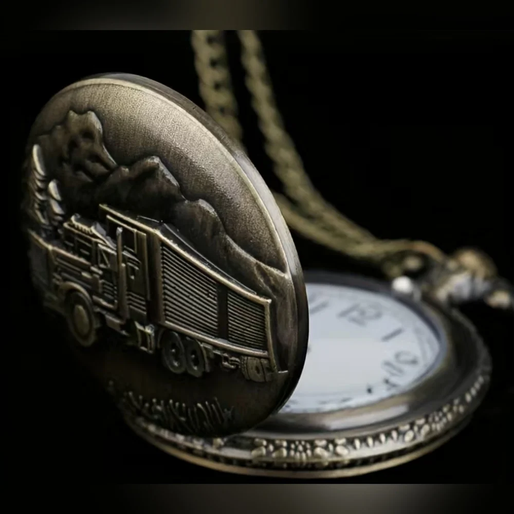 New Classical Freight Truck Pocket Watch Quartz Hanging Watch Necklace